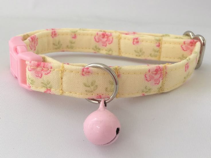 Cottage Rose Collar